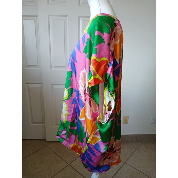 Entro Women’s Blouse  Oversized Colorful V-neck Size Medium Summer Casual - Picture 9 of 13